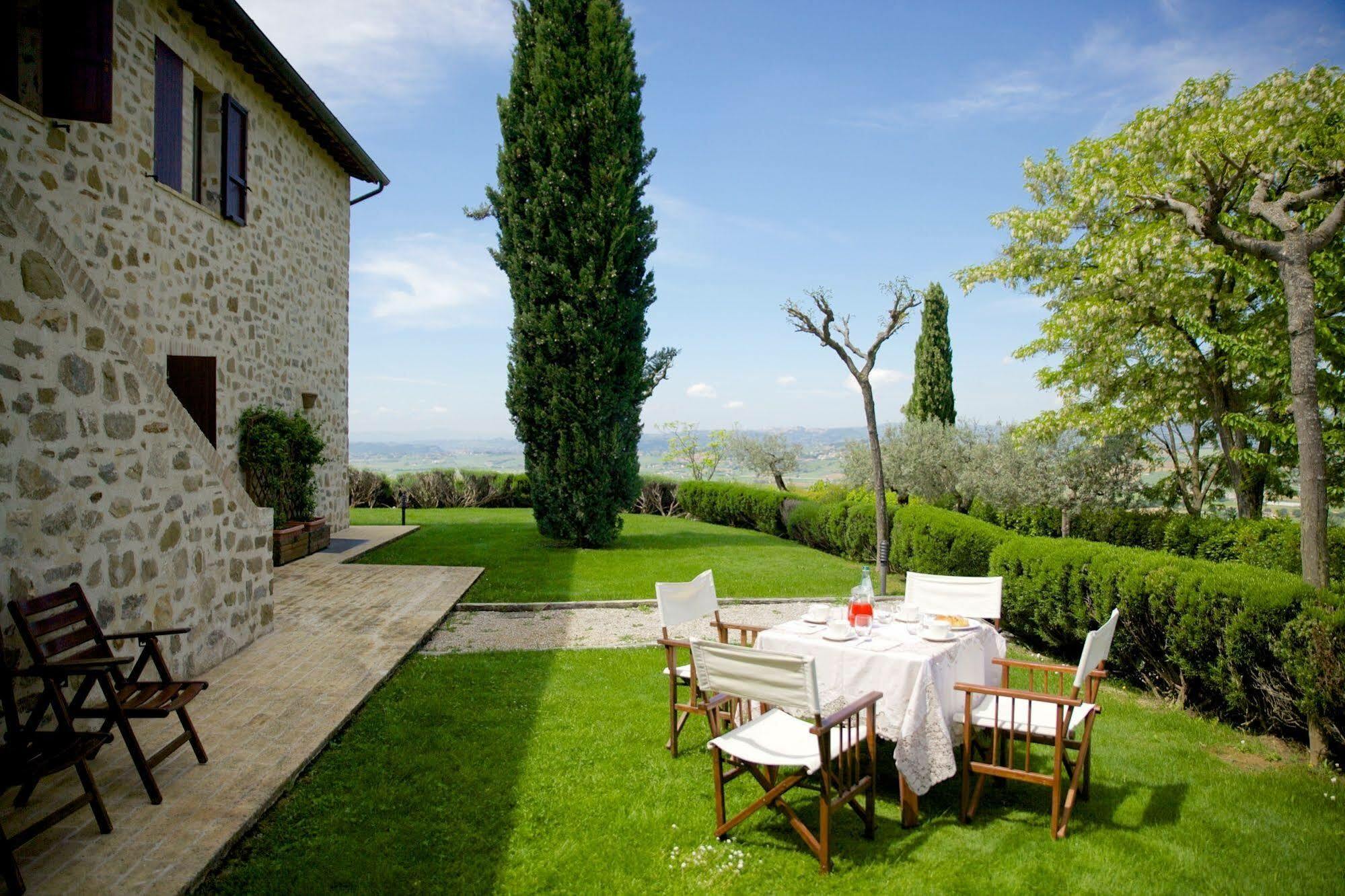Agriturismo Le Colombe Asís Exterior foto