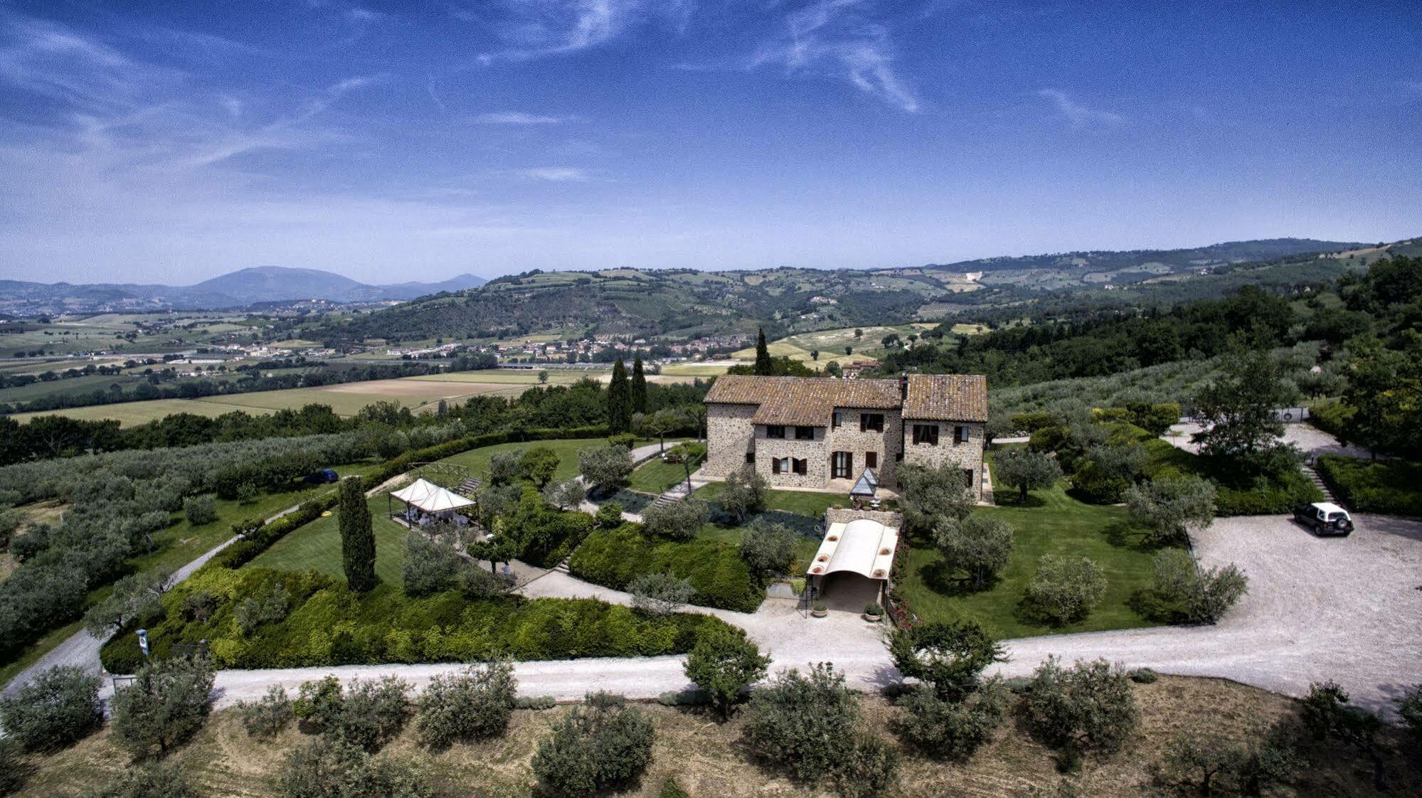 Agriturismo Le Colombe Asís Exterior foto
